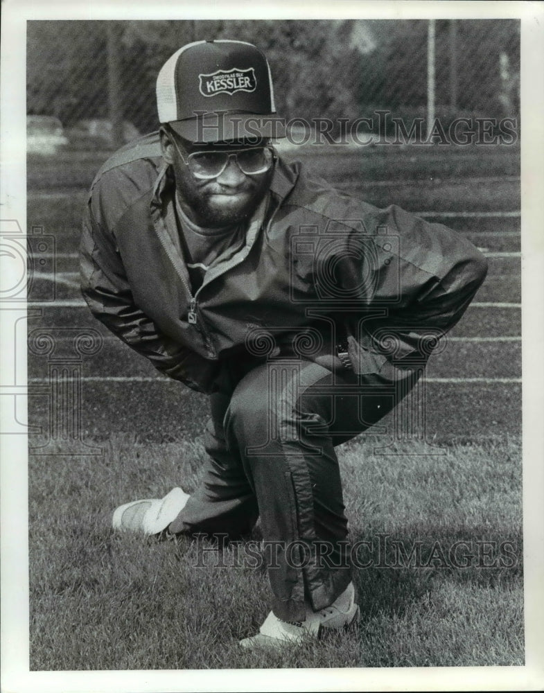 1985 Press Photo Seniors runner Paul Williams - cvb50233- Historic Images