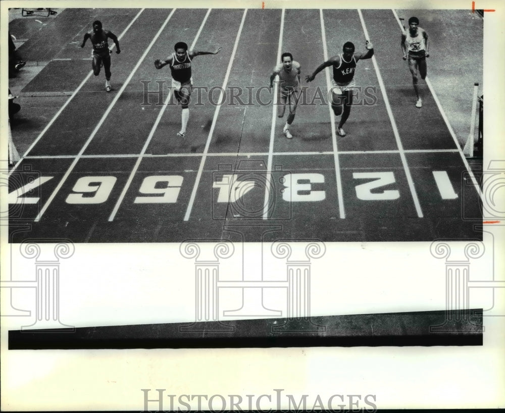 Press Photo Bill Collins Finish the 60-yard 1-Dash - cvb50298- Historic Images