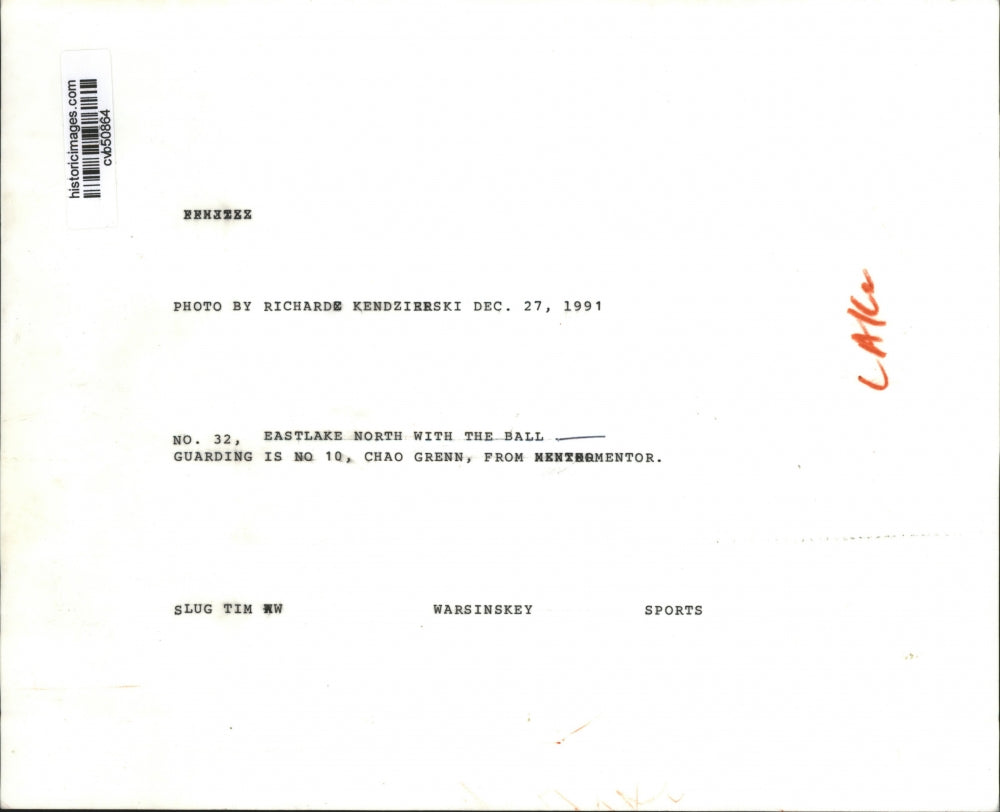 1991 Press Photo: No. 32, Eastlake North with the ball guarding is no 10