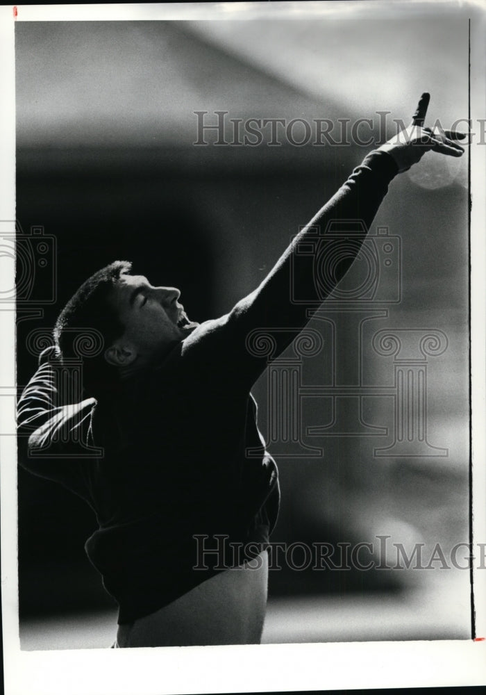 Load image into Gallery viewer, Press Photo Tom Barndt-shot putter - cvb50893
