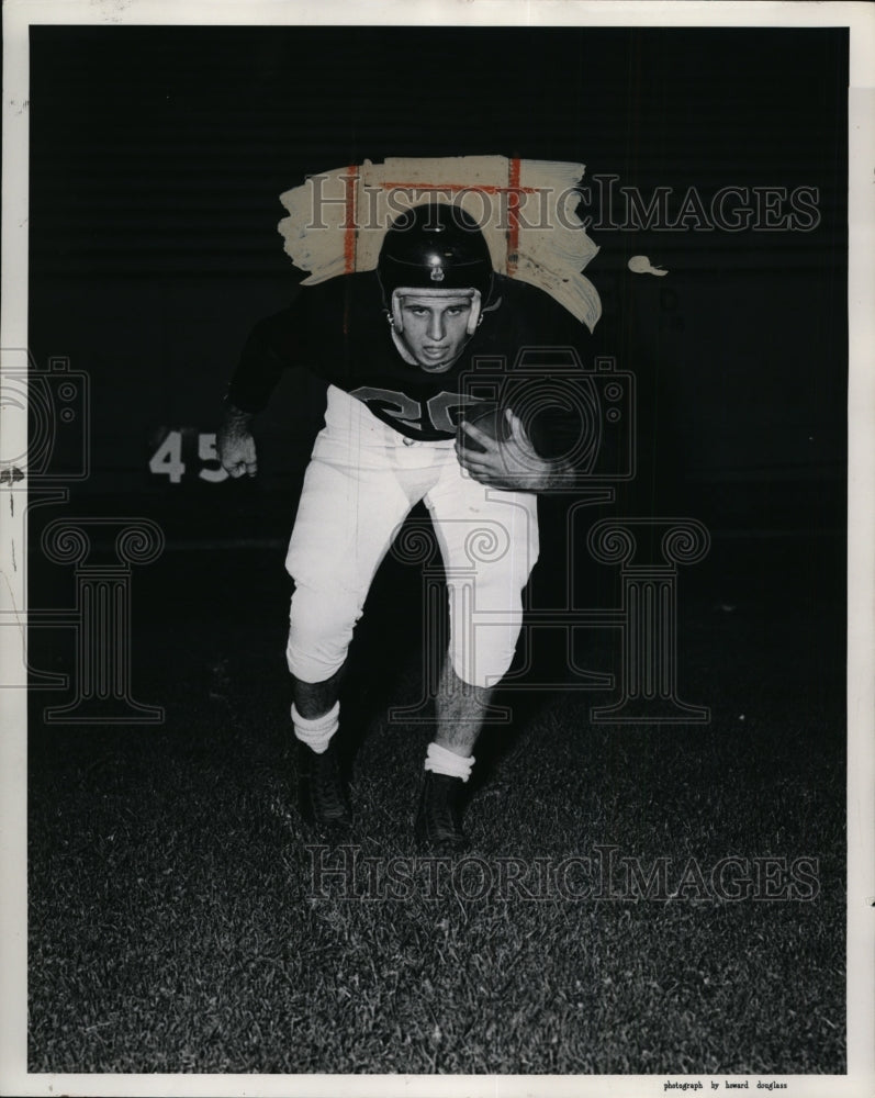 1951 Press Photo Jerry Fouts-Baldwin Wallace College football player - cvb51100- Historic Images