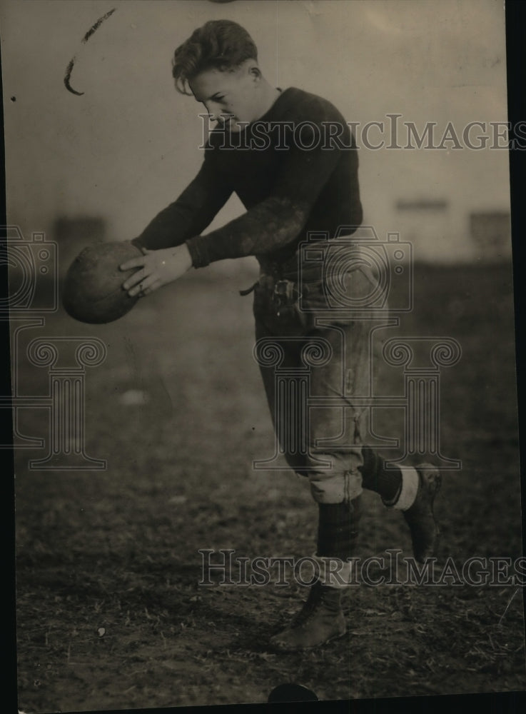 1934 Press Photo Flynn Heights-Football fullback- Historic Images