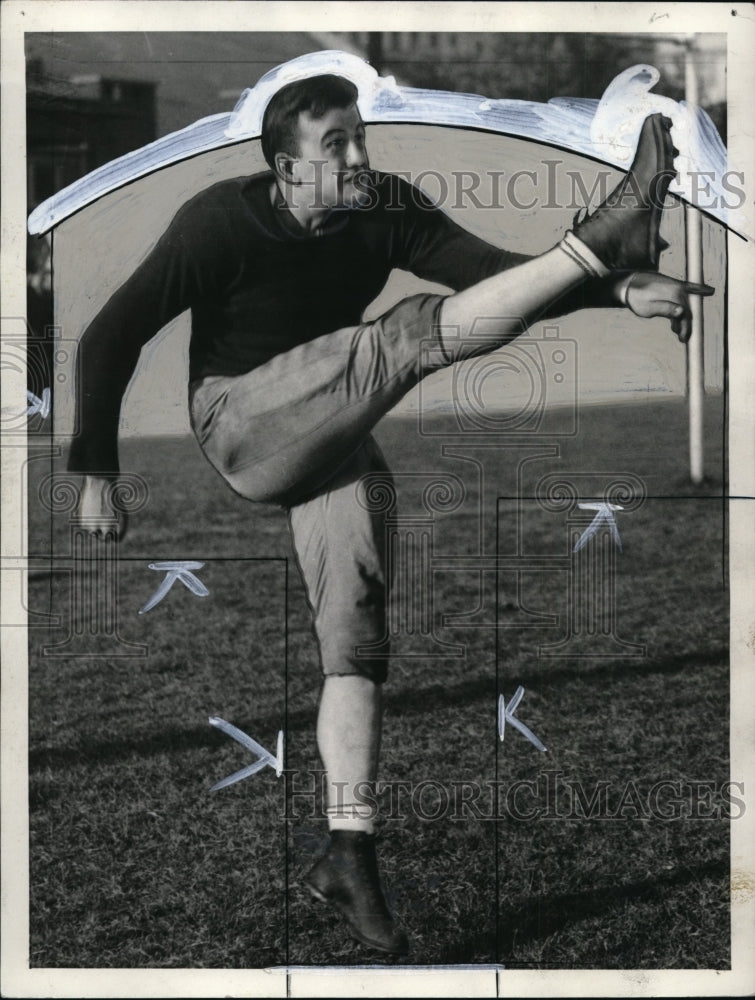 1934 Press Photo Clyde Ford Football- Historic Images