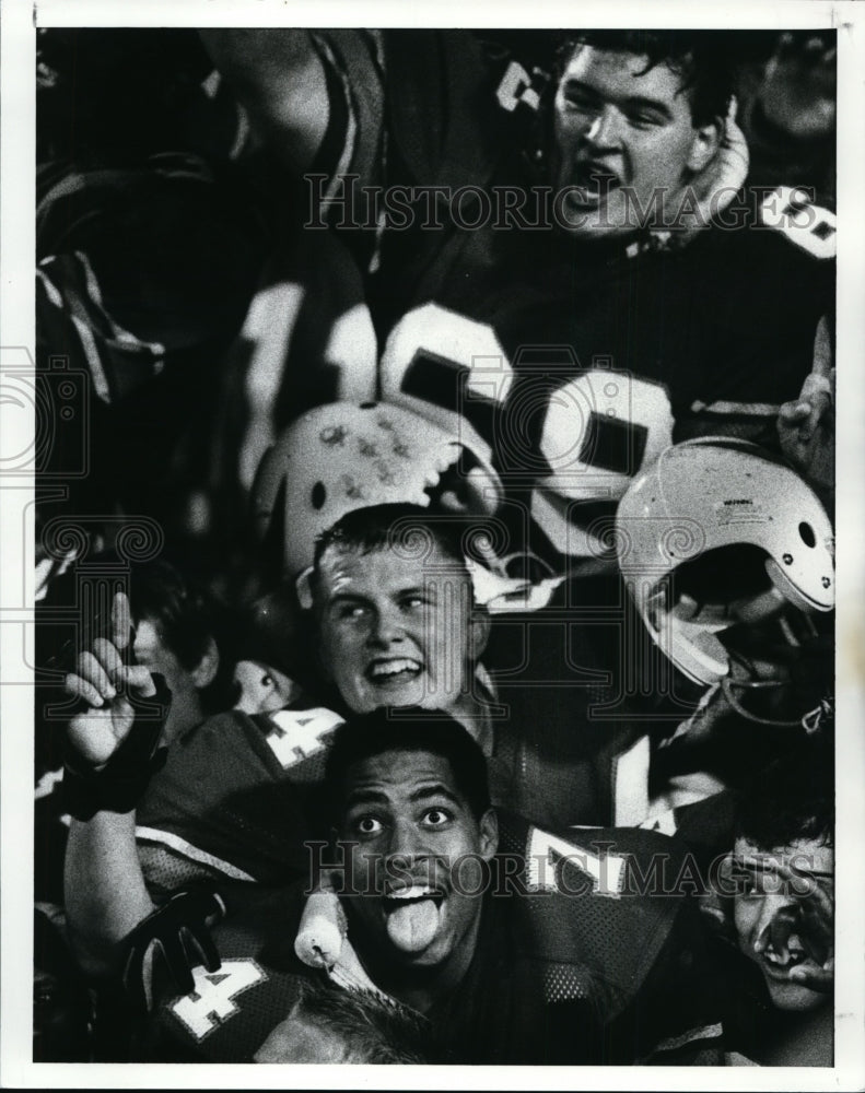 1989 Press Photo St. Joseph High School football players-Blaine, Wiertel, Rochon- Historic Images
