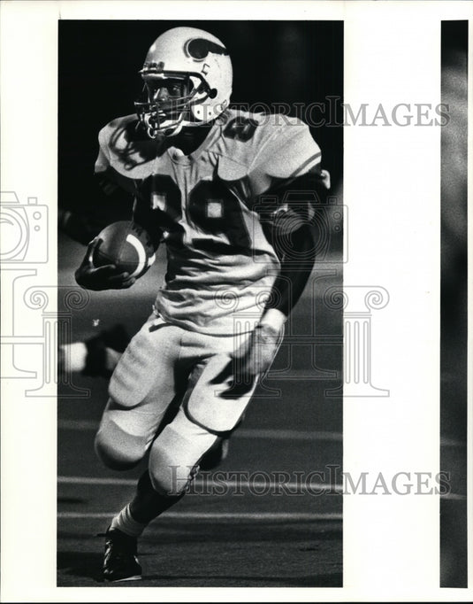 1990 Press Photo Ignatius vs St. Joseph's Jimmy Wilcher-football action- Historic Images