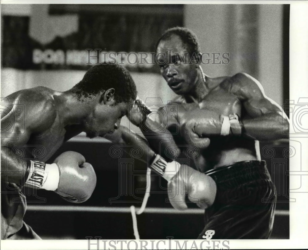 Press Photo Boxing, Jackson vs Tulliver. - cvb51860- Historic Images