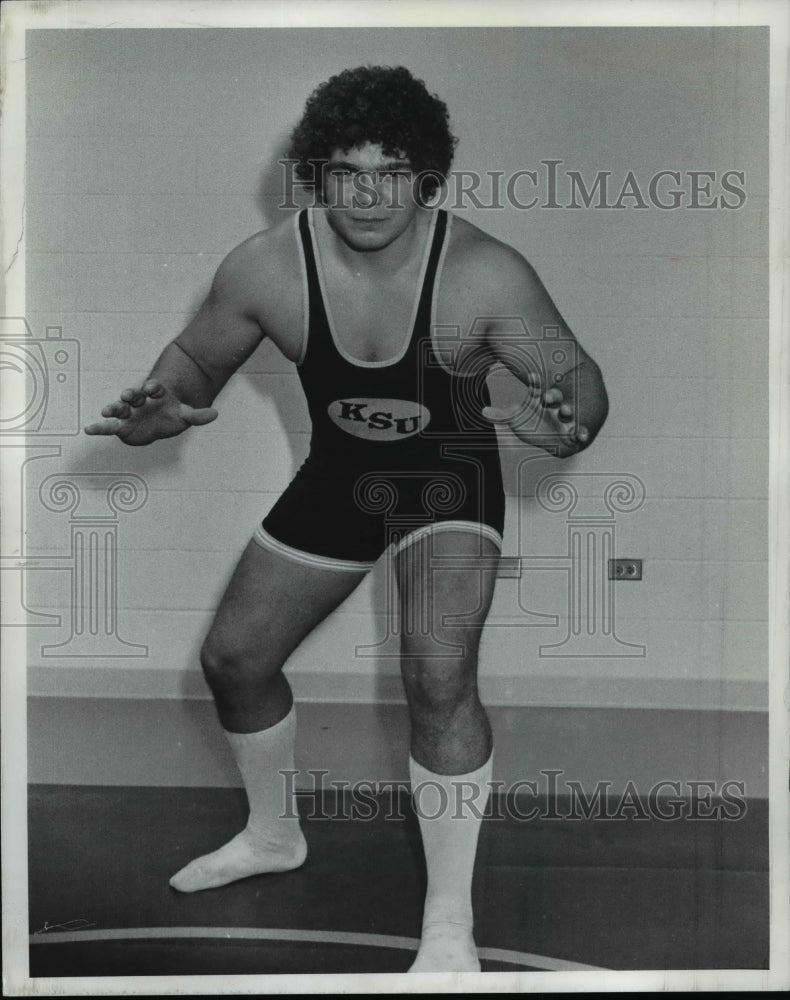 Press Photo Kent State University wrestler-Ray Wagner - cvb52457- Historic Images