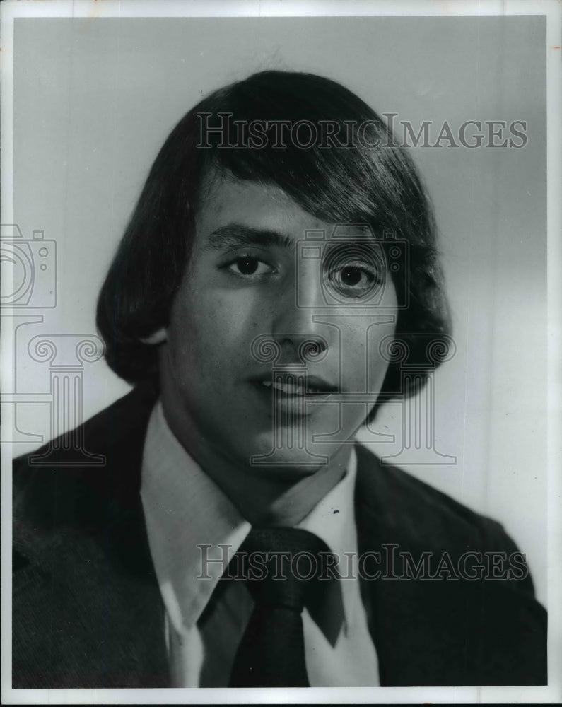 1975 Press Photo Kavin Karaga-Fairview High football player- Historic Images