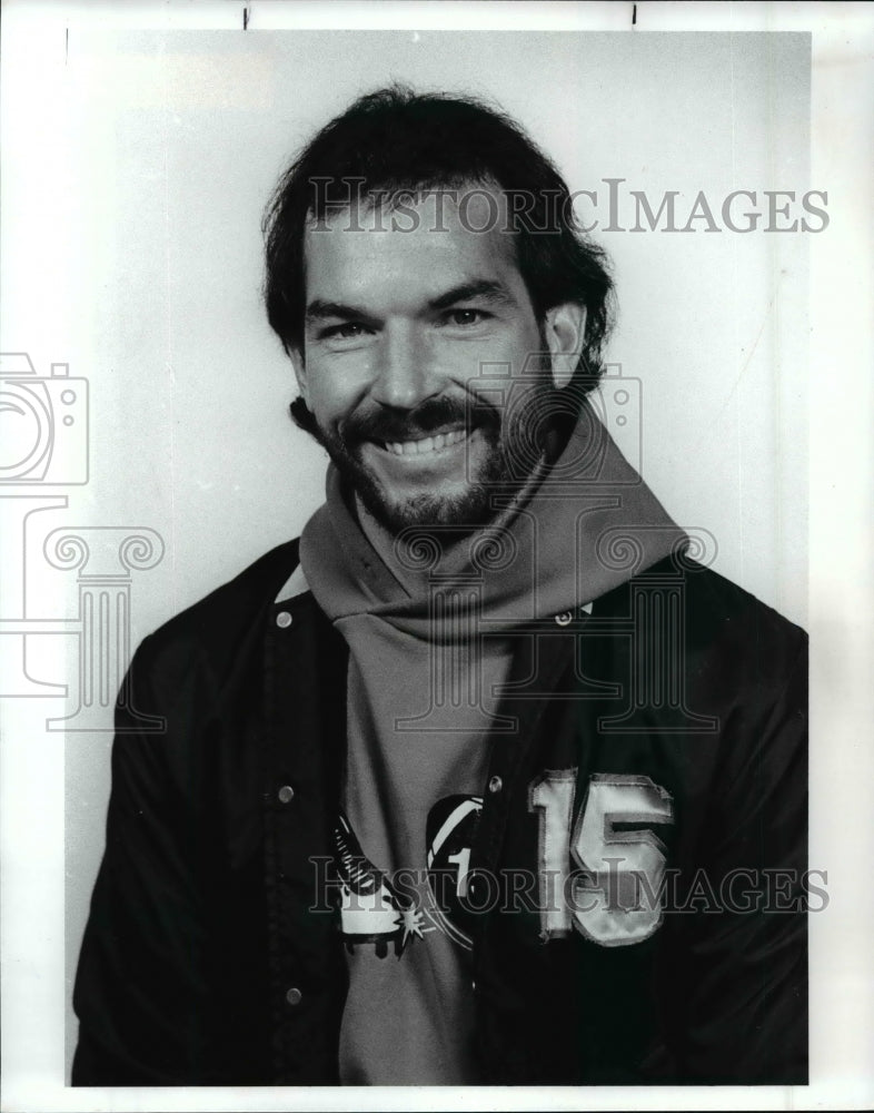 1989 Press Photo Gibbs of Cleveland Football, Bob Butara - cvb53591- Historic Images