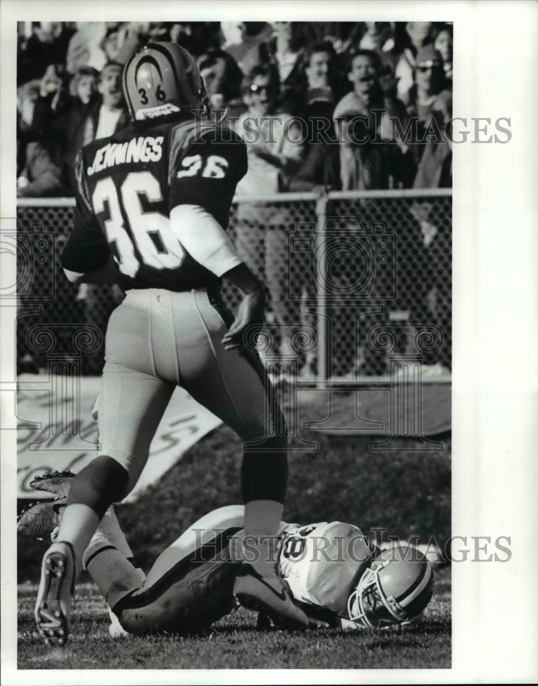 1988 Press Photo Herman Fontenot-football game - cvb53862- Historic Images