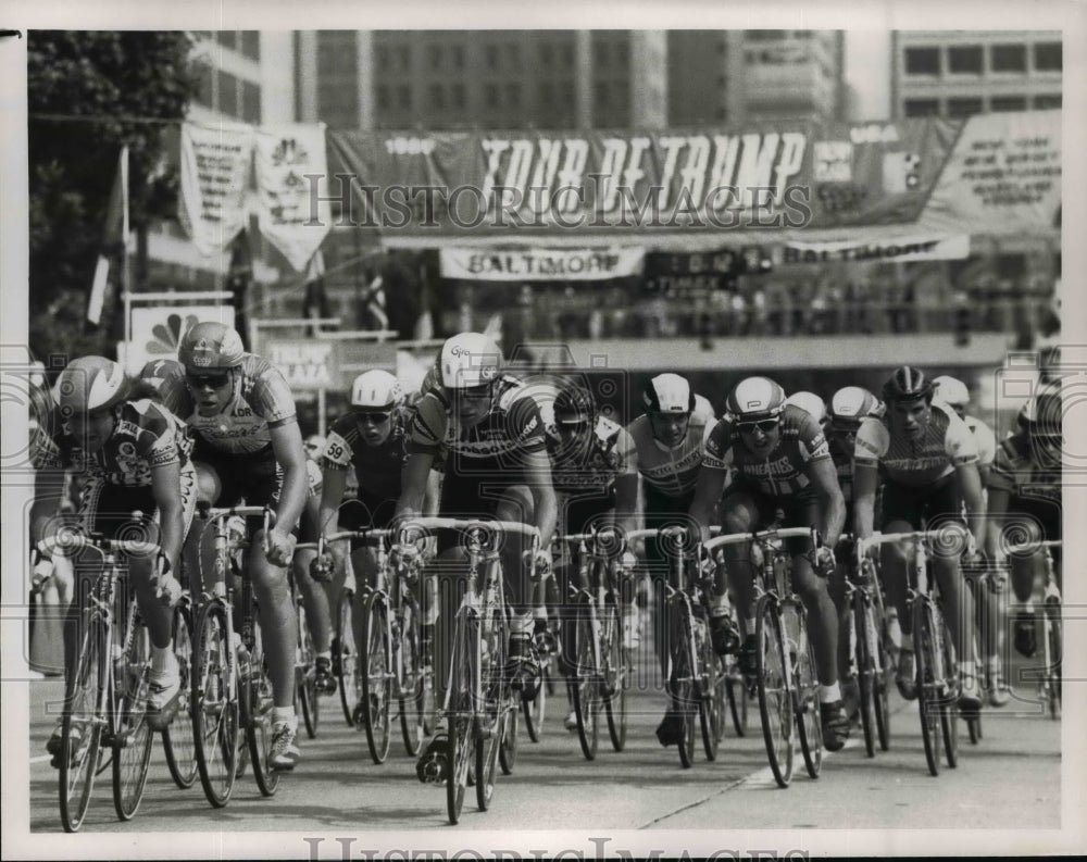 1990 Press Photo Annual &#39;A Tour Of The States&#39; exclusive coverage on NBC.- Historic Images