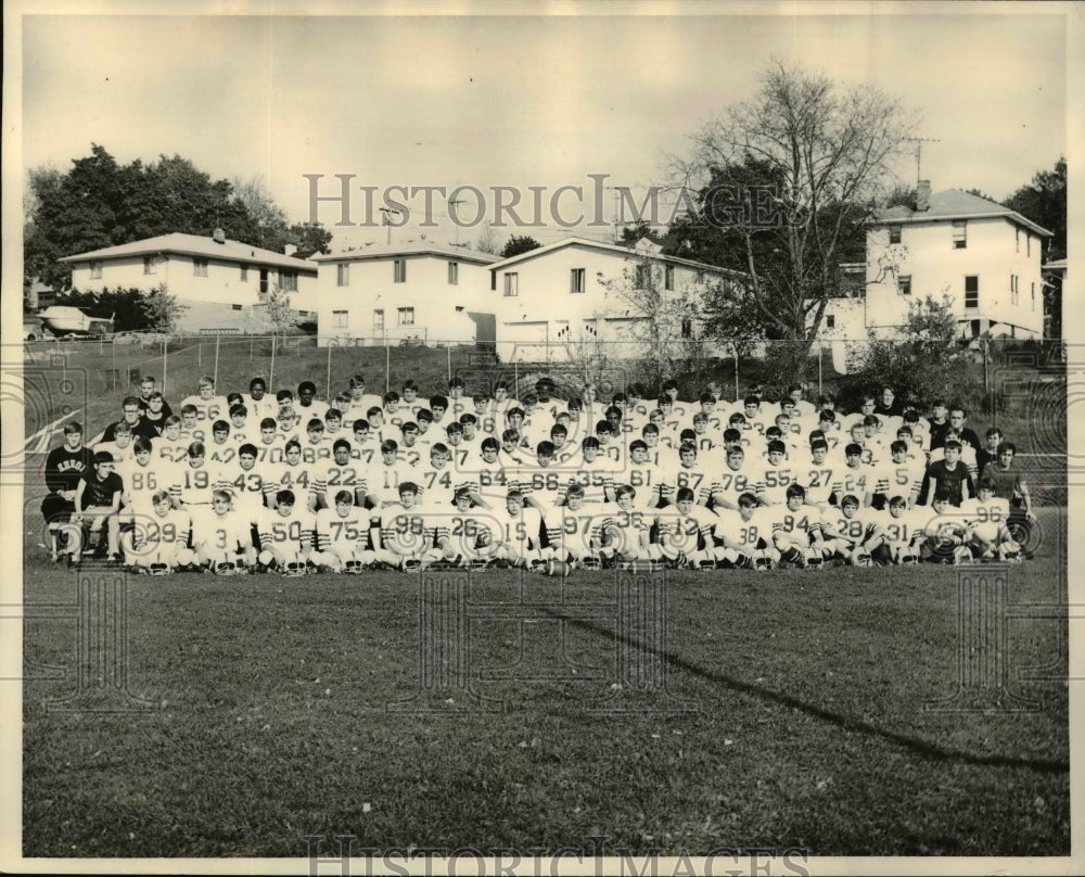 1971 Press Photo 1971 Akron Kenmore Cardinals High Football Team - cvb54071- Historic Images