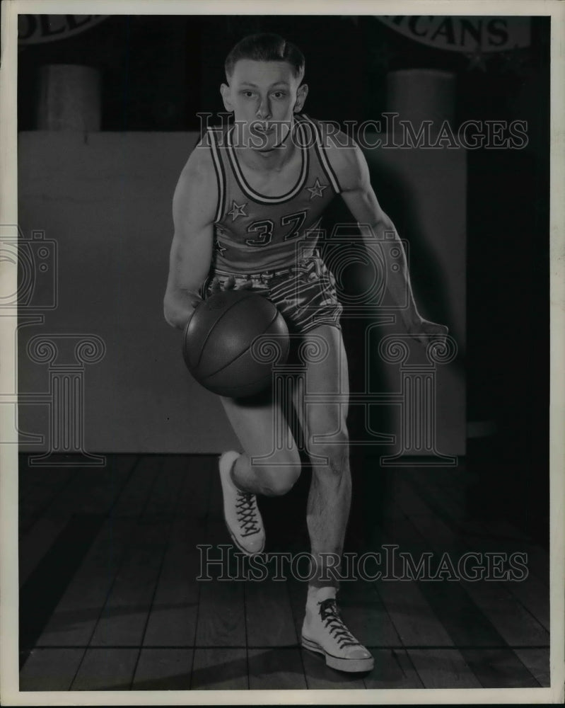 1952 Press Photo Rod Fletcher-Illinois basketball player - cvb55991- Historic Images