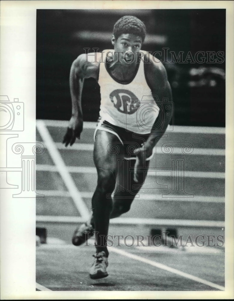 1981 Press Photo Andre Carr-Cleveland J.F.K. High track winner - cvb56114- Historic Images