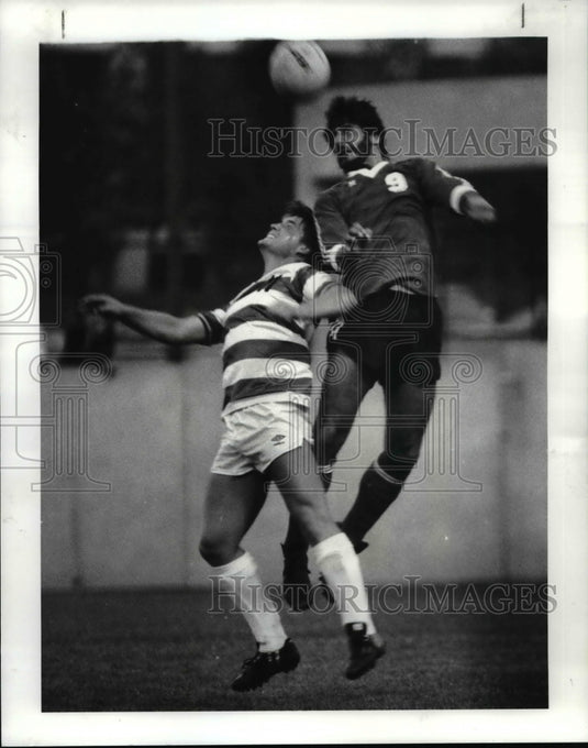 1986 Press Photo No. 11 Paul Clark, Cleve State & No.9 Drew Dimatos, Ohio Weslyn- Historic Images