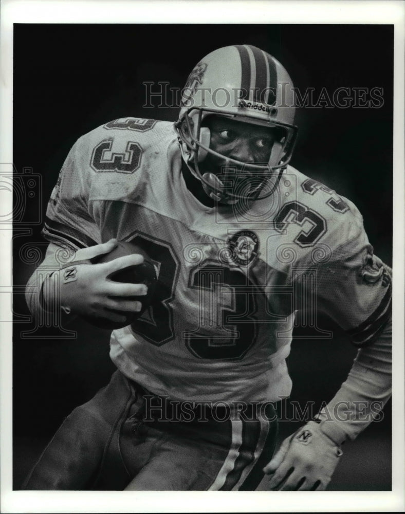 Press Photo Dolphin Sammie Smith runs for 3 yards in the 4th quarter- Historic Images