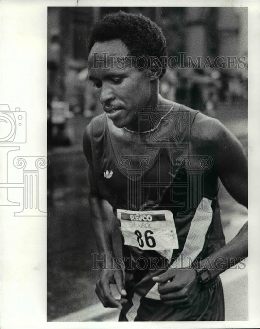 1984 Press Photo: Filbert Bayi winner of the 10 k. - cvb60868- Historic Images