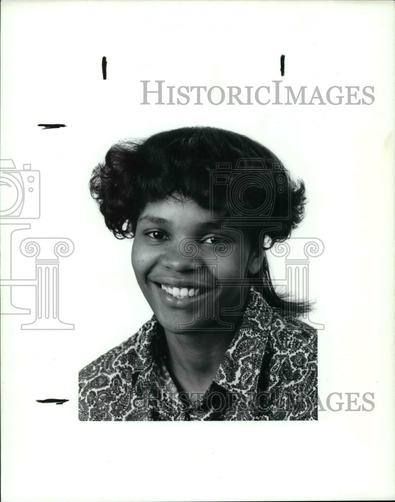 1990 Press Photo: Davetta Thomas, Glenville High Basketball - cvb60973- Historic Images