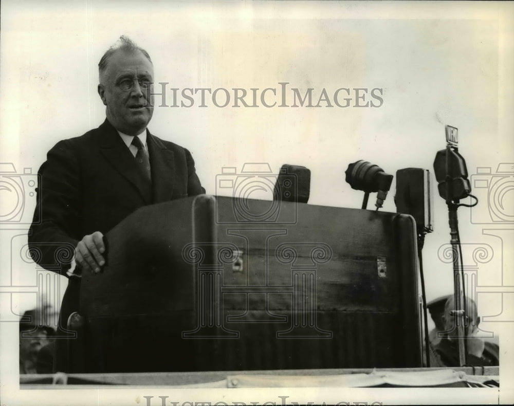 1937 Press Photo President Roosevelt Delivering Address -Civil Was Battlefield.- Historic Images