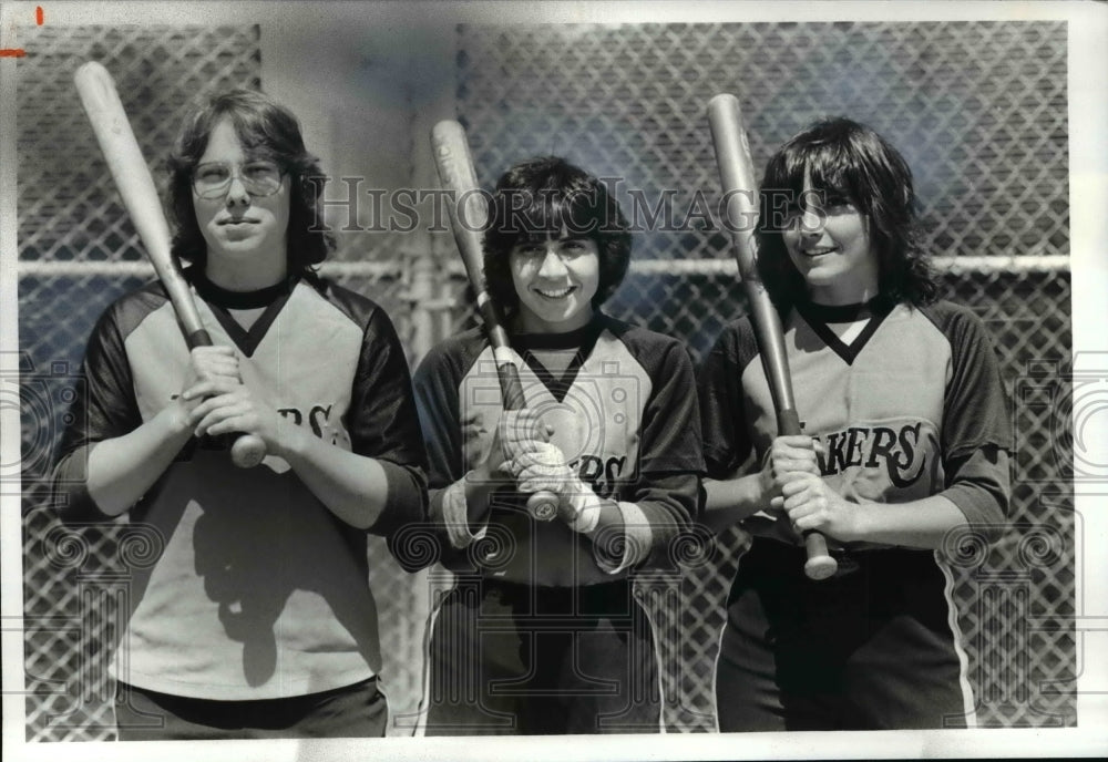 1981 Press Photo Outfielders Jackie Kennedy, Rose Ann Paternite, Annette Miller- Historic Images