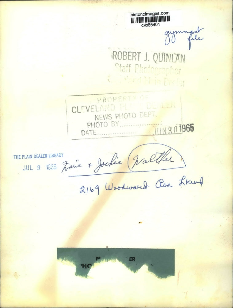 1965 Press Photo Marie and Jackie Walther 2169 Woodward Ave Lakewood.