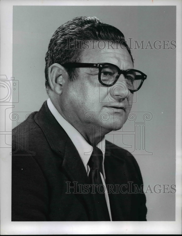 1975 Press Photo Early Wynn, former Cleveland Indians pitcher - cvb65965- Historic Images