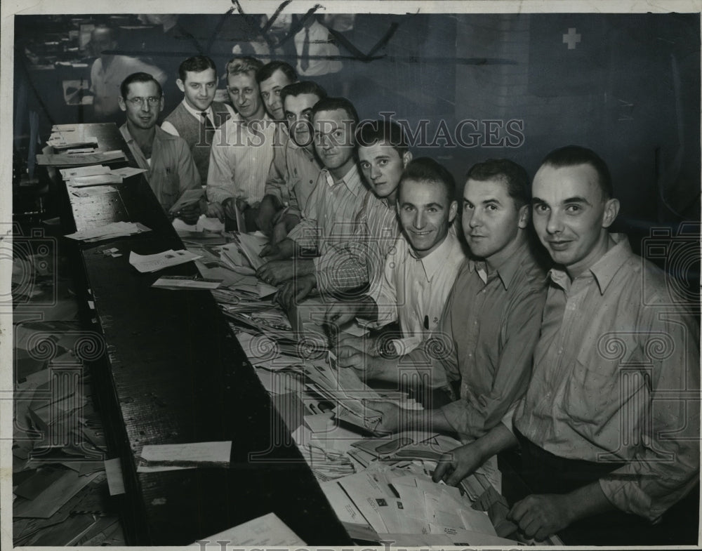 1948 Press Photo Post Office jobs today are earmarked for Veterans.