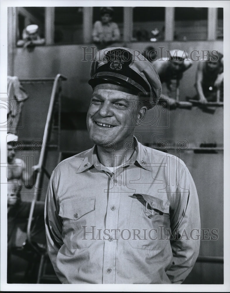 1981 Press Photo Richard Slattery in Mister Roberts- Historic Images