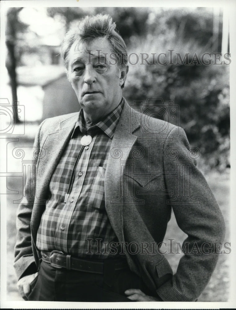 1986 Press Photo Robert Mitchum in "Thompson's Last Run"- Historic Images