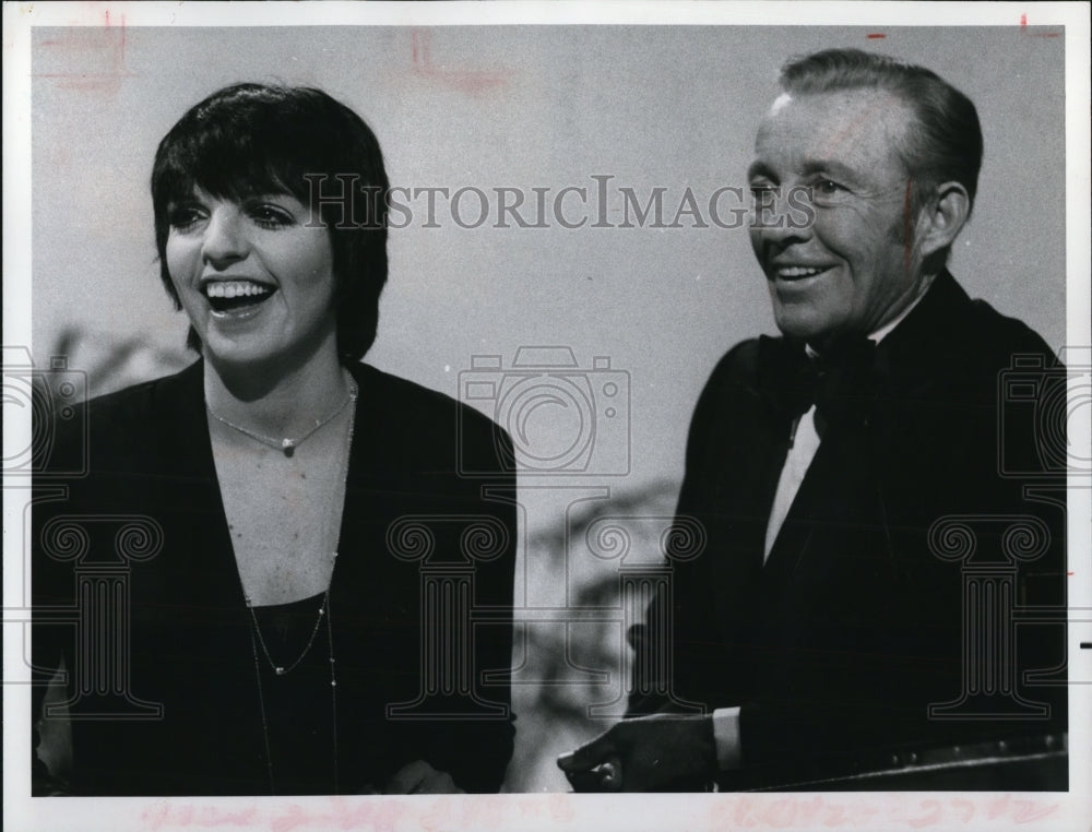 Undated Press Photo Liza Minnelli and Bing Crosby- Historic Images