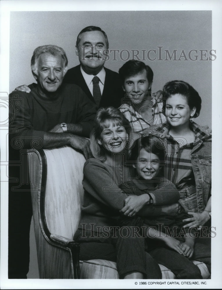 1986 Press Photo Bob Uecker, Christopher Hewett, Rob Stone, Tracy Wells, Brice- Historic Images