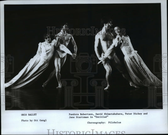 1985 Press Photo Pandora Robertson David Shimotakahara Peter Dickey in Untitled- Historic Images