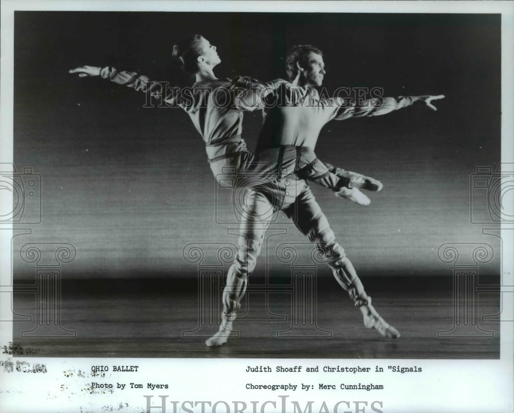 1984 Press Photo Judith Shoaff Christopher In Signals Ohio Ballet- Historic Images
