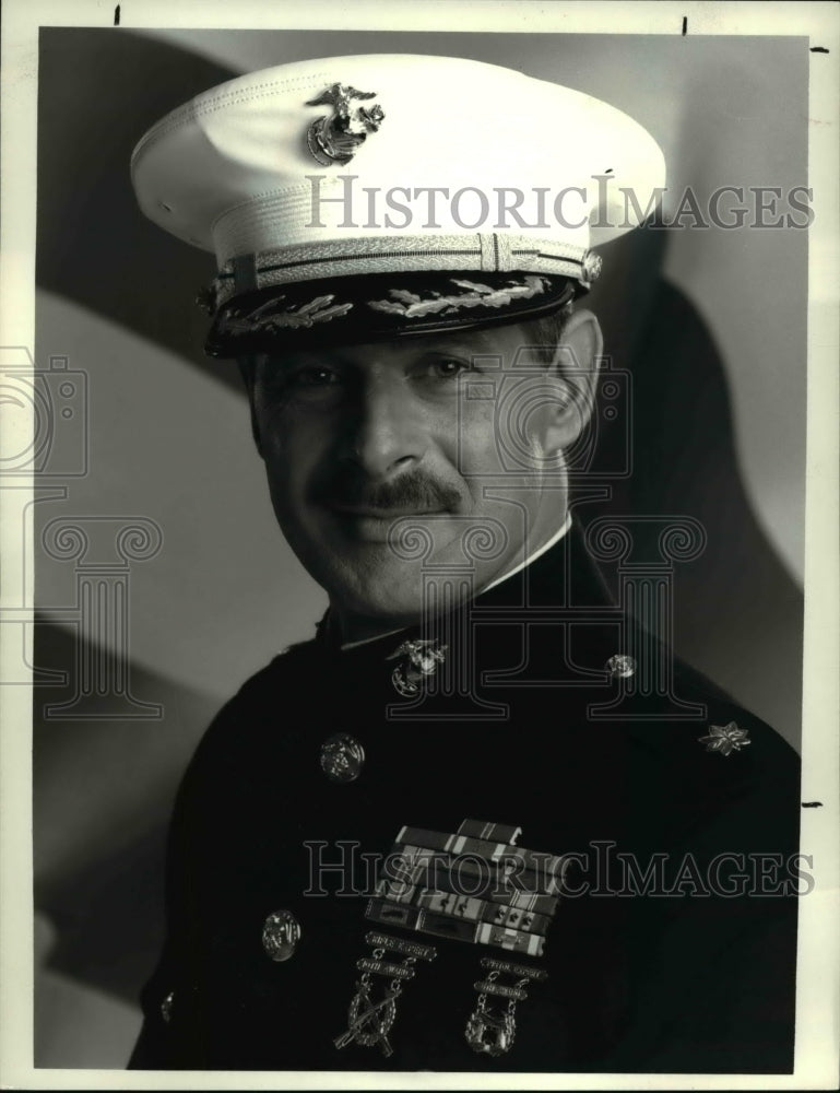 1989 Press Photo Gerald McRaney in Major Dad- Historic Images