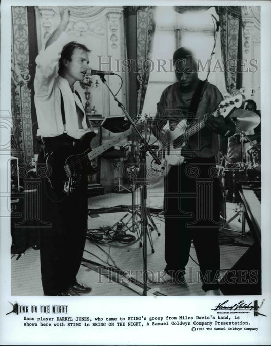 1985 Press Photo Darryl Jones in "Bring on the night"- Historic Images