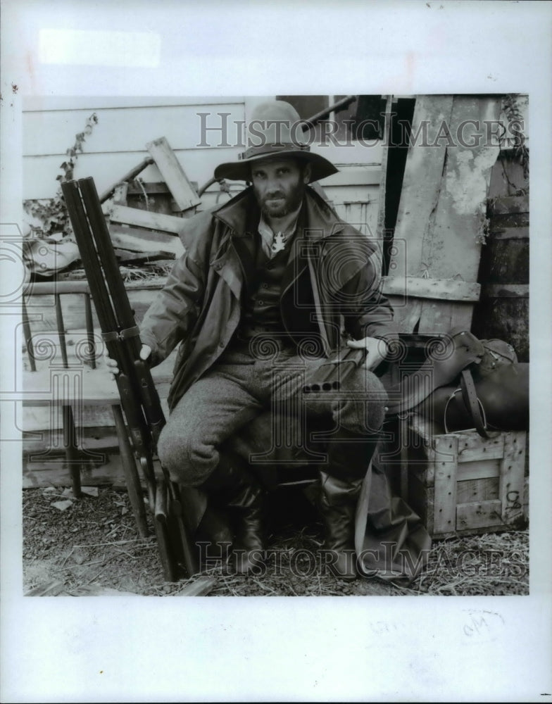 1986 Press Photo Bruno Lawrence in Utu- Historic Images