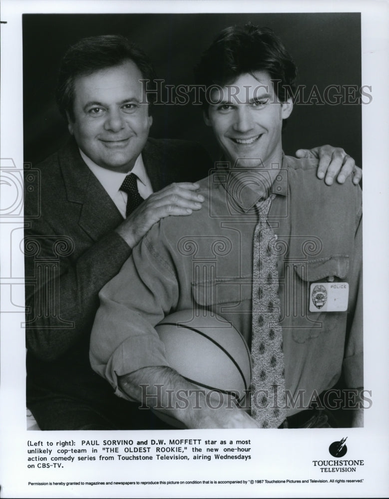 1987 Press Photo DW Moffett &amp; Paul Sorvino in The Oldest Rookie - cvp31944- Historic Images
