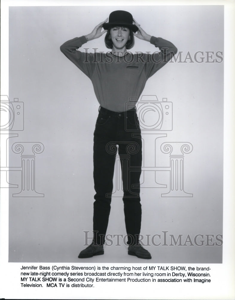 Undated Press Photo Cynthia Stevenson host of MY TALK SHOW - cvp32579- Historic Images