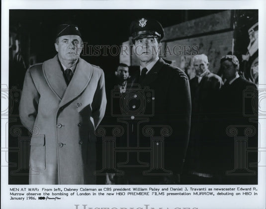 1986 Press Photo Dabney Coleman, William Paley and Daniel J. Travanti in Murrow- Historic Images