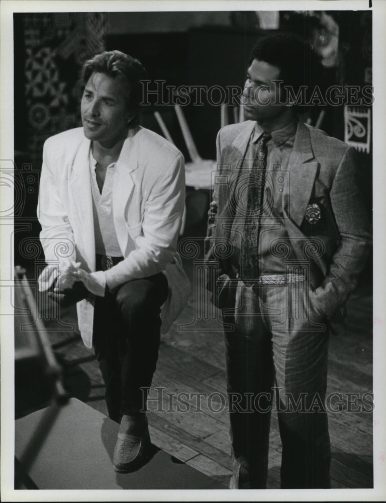 1986 Press Photo Don Johnson and Philip Michael Thomas in Miami Vice - cvp32991- Historic Images