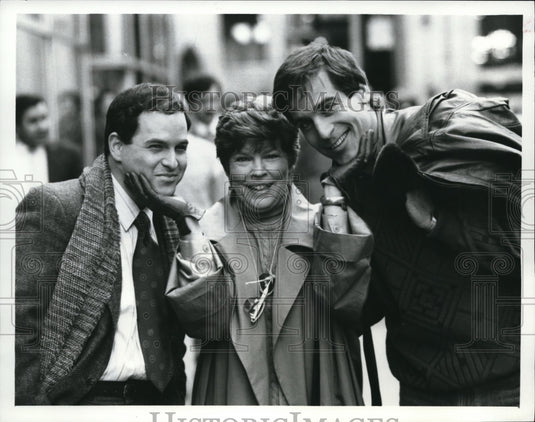 1987 Press Photo Jason Alexander John Bolger in "Everything's Relative"- Historic Images