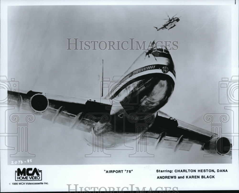 1986 Press Photo Movies Airport 75 - cvp33534- Historic Images