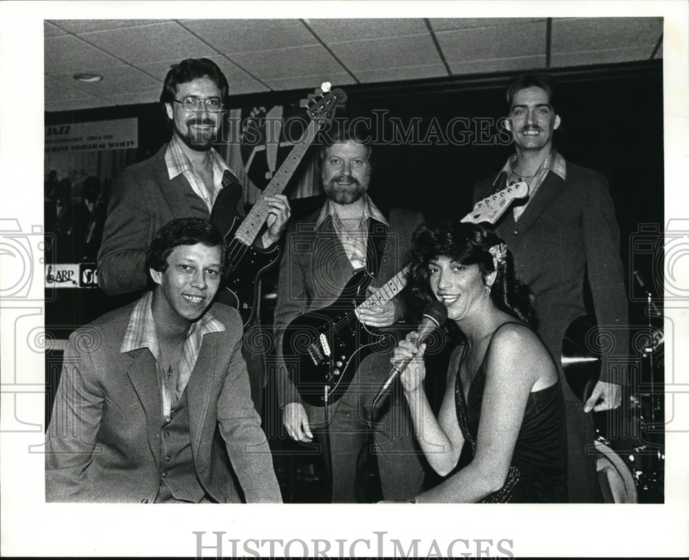 1982 Press Photo Mike Kozsey, Leroy Mackosh of the Second Time Around Band- Historic Images