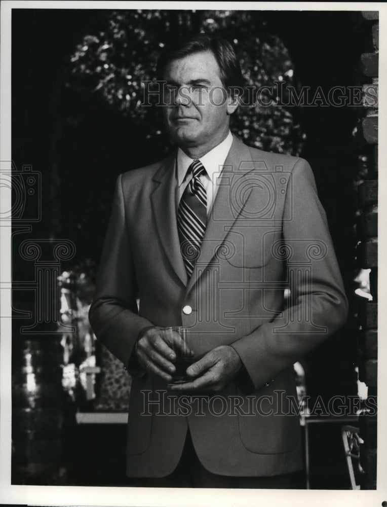 1980 Press Photo Donald May stars on Freebie and the Bean TV show - cvp34368- Historic Images