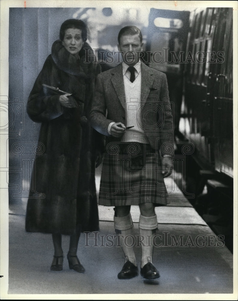 1980 Press Photo Scene from Edward & Mrs. Simpson - cvp34457- Historic Images