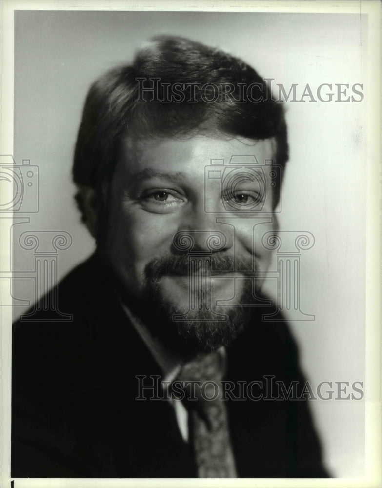 1986 Press Photo Gerry Soloman Producer NBC News NBC News Ar Sunrise and Before- Historic Images