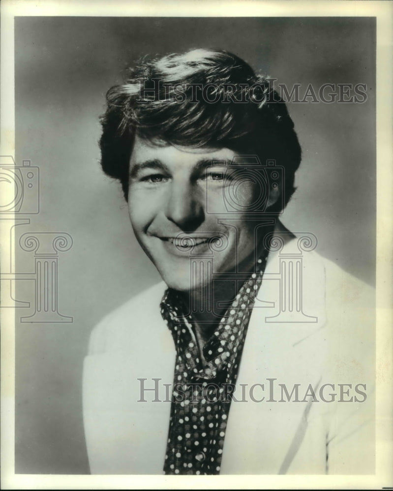 Undated Press Photo Dave Nelson in Ozzie's Girls - cvp35209- Historic Images
