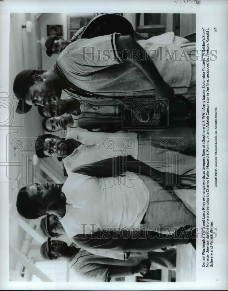 1984 Press Photo Denzel Washington Larry Riley in &quot;A Soldiers Story&quot; - cvp35219- Historic Images