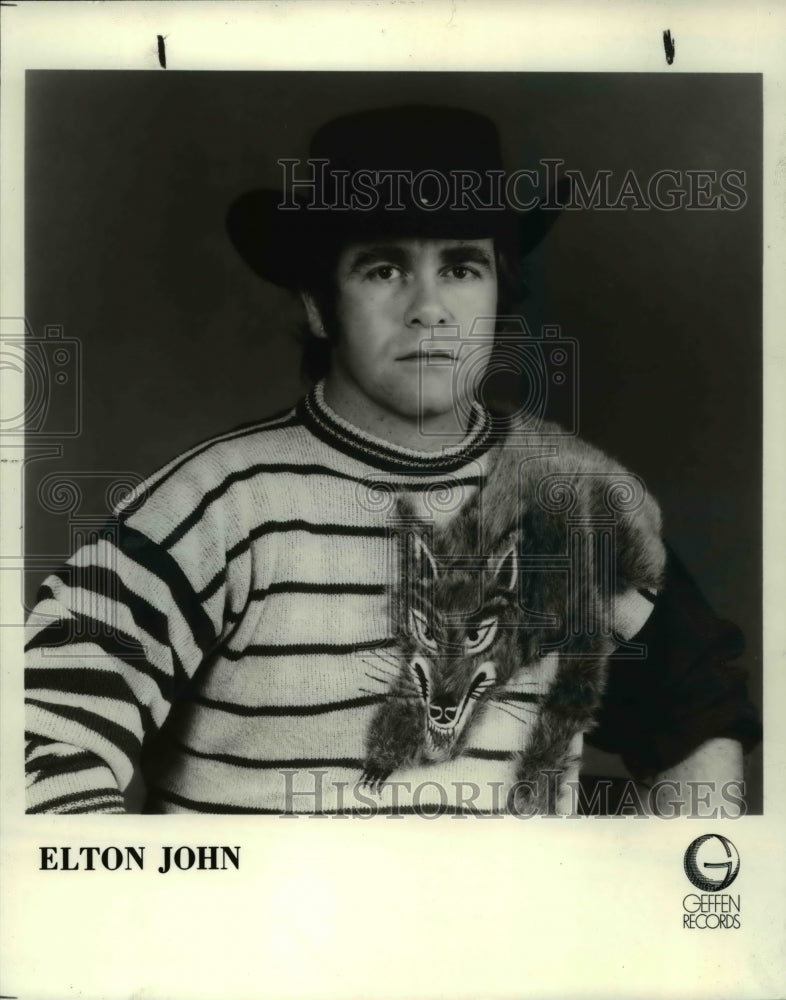 1982 Press Photo Singer Elton John - cvp35801- Historic Images