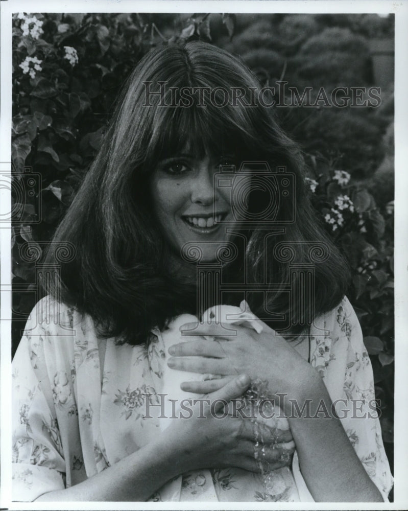 Undated Press Photo Pam Dawber stars on Perry Como&#39;s Springtime Special- Historic Images
